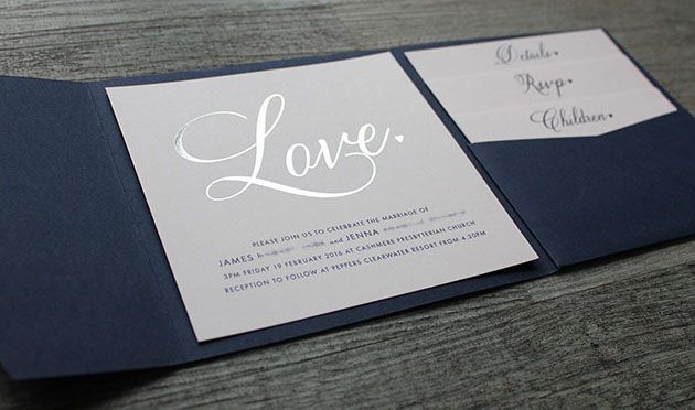 Ép kim mang lại hiệu ứng ánh kim bắt mắt cho bao bì sản phẩm